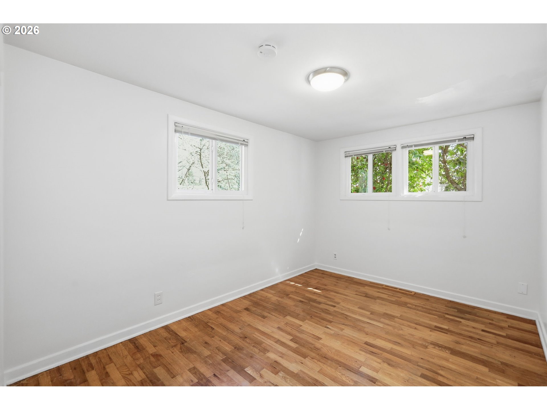 1090 Corydon Street Eugene, OR 97401 - Photo 33 of 47 Bedroom