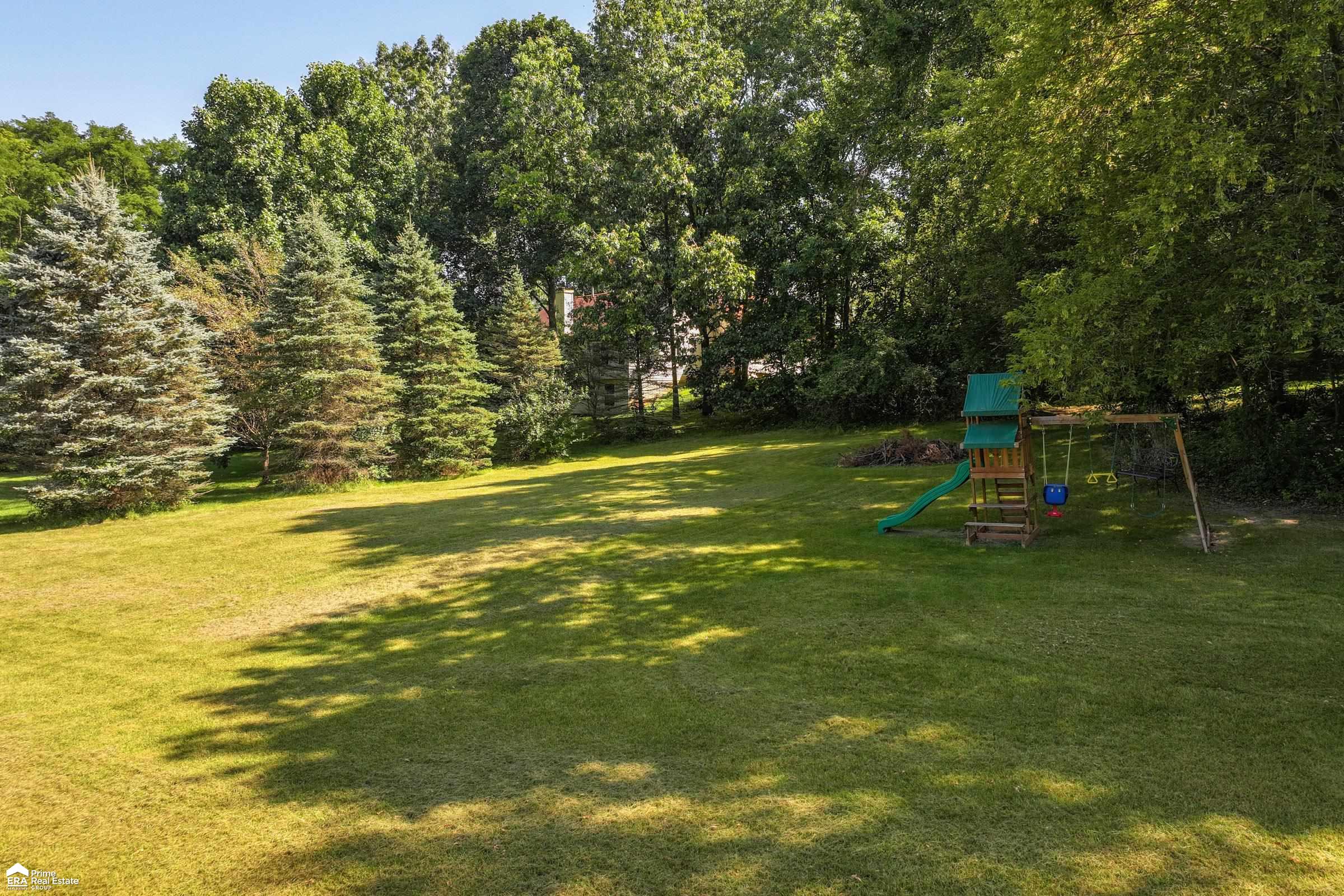 4279 Ridge Court Pinckney, MI 48169 - Photo 56 of 59 50152354-34207224-93b5-4430-81e3-78785f885777.JPG