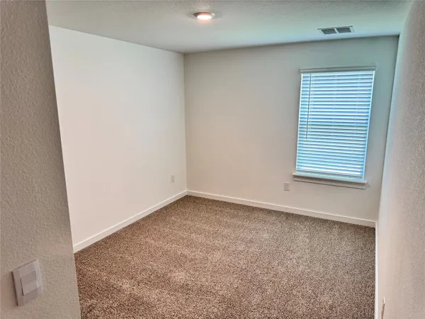 $2,400 | 14904 Found Admiral Lane, Manor, TX 78653