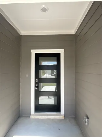 $2,400 | 14904 Found Admiral Lane, Manor, TX 78653