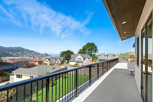 $2,898,000 | 1016 Escalero Avenue, Pacifica, CA 94044