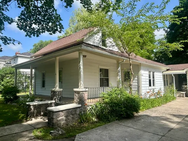 $159,900 | 220 West Beech Street, Gladwin, MI 48624