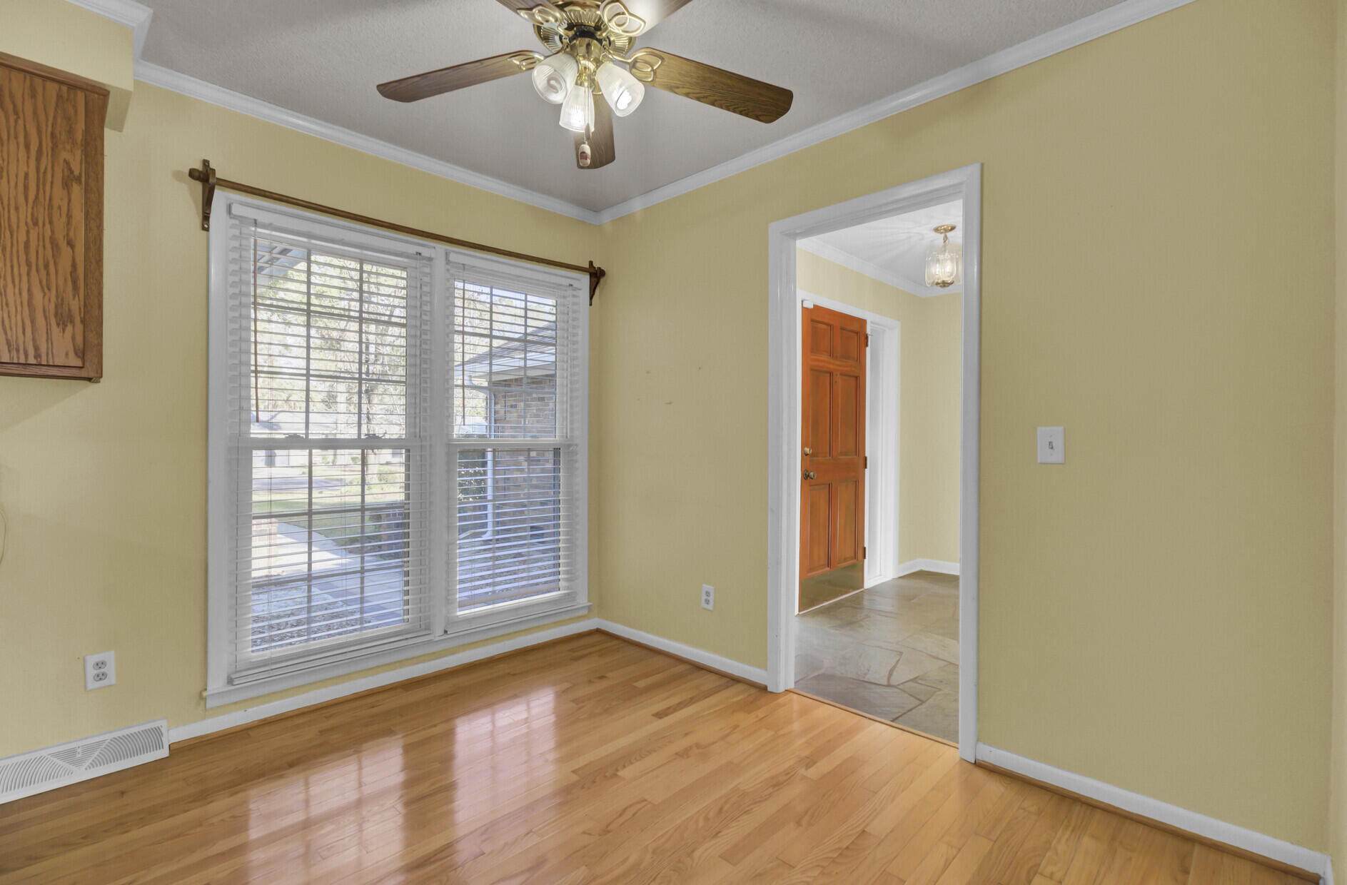 300 Grouse Road Summerville, SC 29485 - Photo 13 of 47 Breakfast Nook