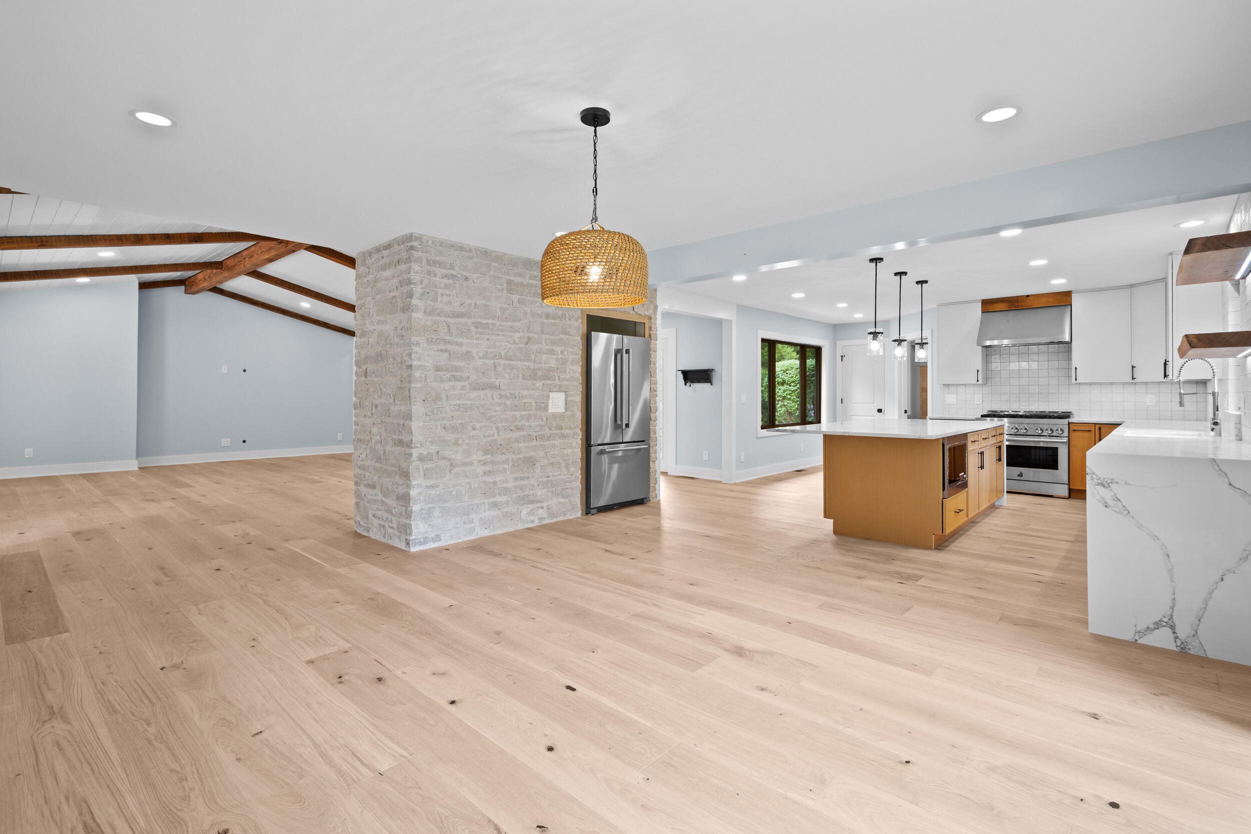 986 Indian Hills Road Fontana, WI 53125 - Photo 27 of 108 Dining Room