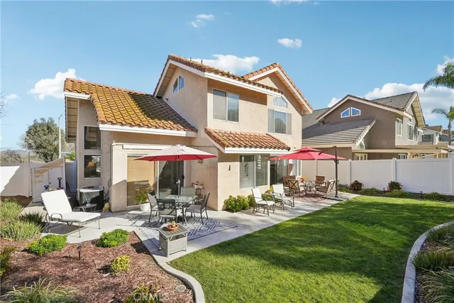 $849,900 | 2380 Bloomfield Lane, Corona, CA 92882