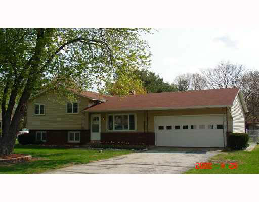 52570 Ruth Street Granger, IN 46530 - Photo 1 of 8 Gallery Image 1