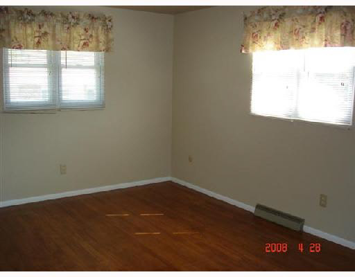 52570 Ruth Street Granger, IN 46530 - Photo 5 of 8 Gallery Image 5