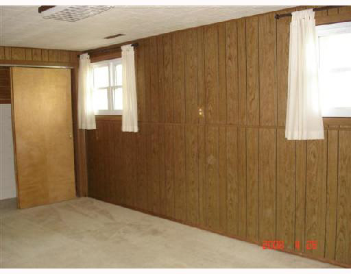 52570 Ruth Street Granger, IN 46530 - Photo 7 of 8 Gallery Image 7