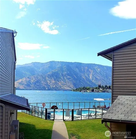 $2,500 | 1 Lakeside 720-p, Manson, WA 98831