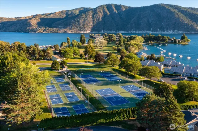 $2,500 | 1 Lakeside 720-p, Manson, WA 98831