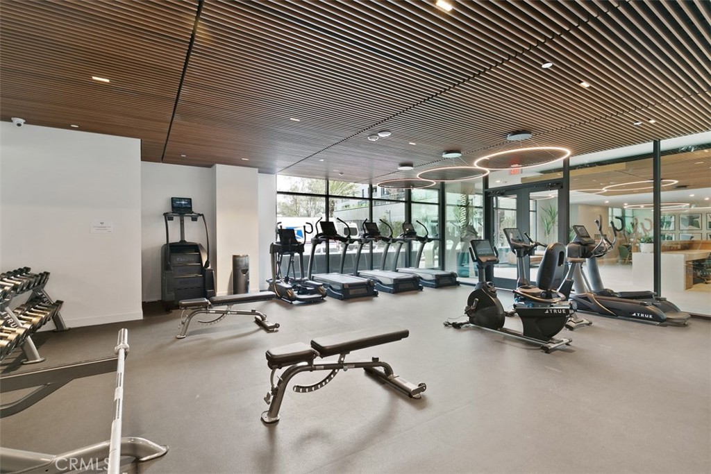 1407 Rivington Irvine, CA 92612 - Photo 31 of 34 Community Gym