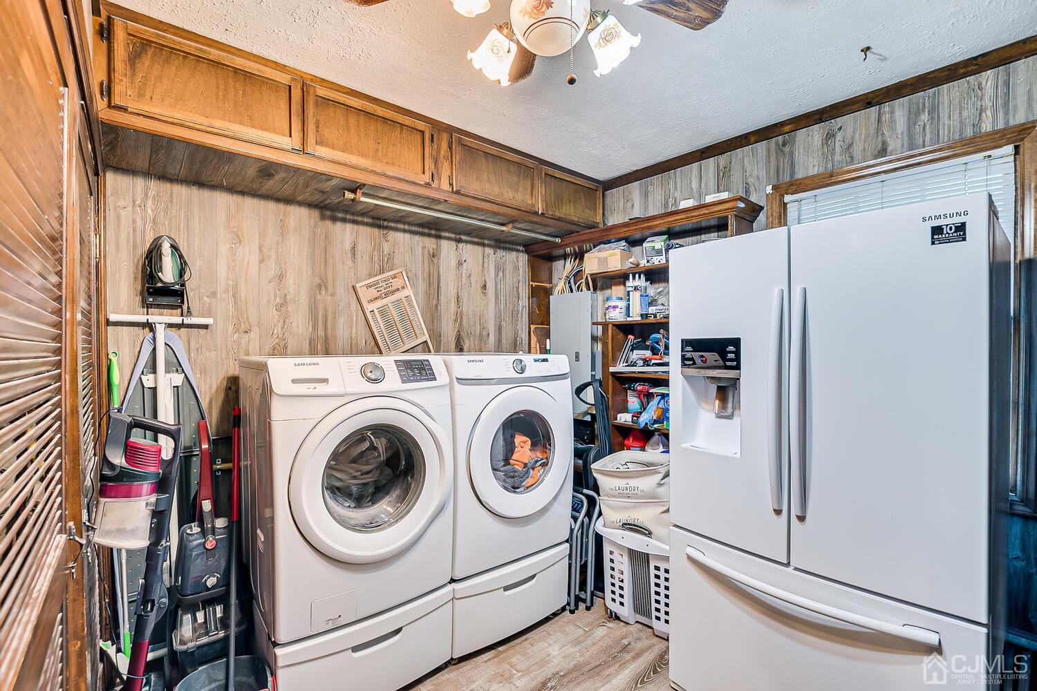 91 South Hill Road Colonia, NJ 07067 - Photo 23 of 46 a utility room with dryer and washer