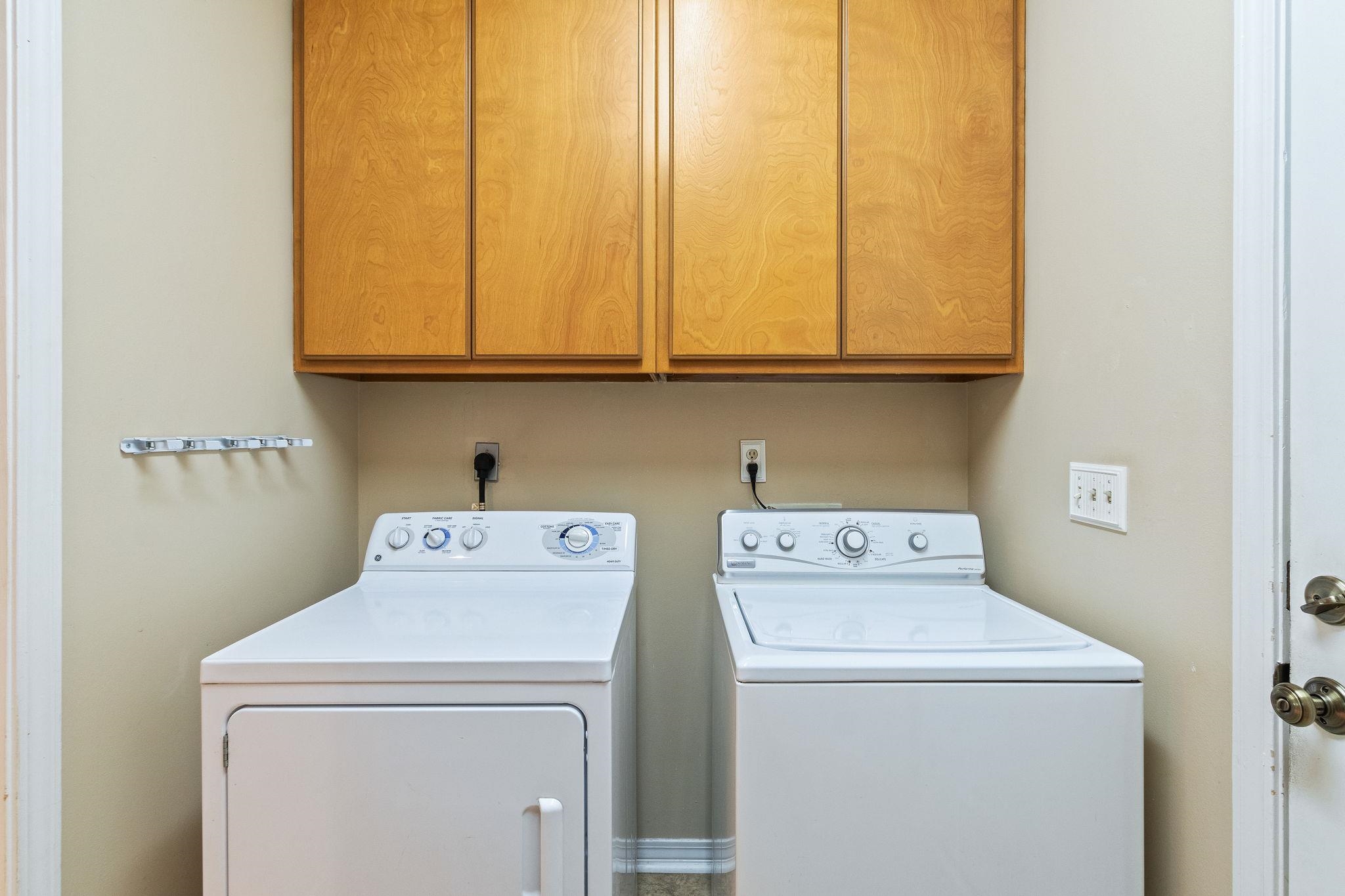 8431 Forest Drive Foley, AL 36535 - Photo 15 of 36 Laundry
