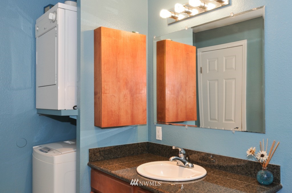 20330 Bothell Everett Highway, Unit C 203 Bothell, WA 98012 - Photo 16 of 24