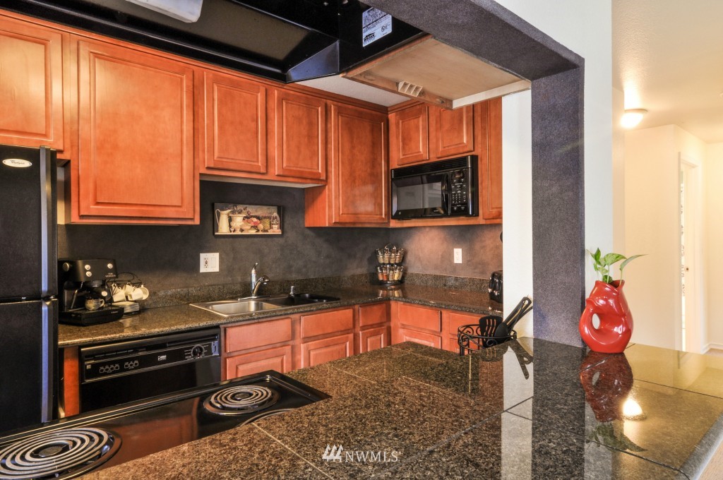 20330 Bothell Everett Highway, Unit C 203 Bothell, WA 98012 - Photo 8 of 24