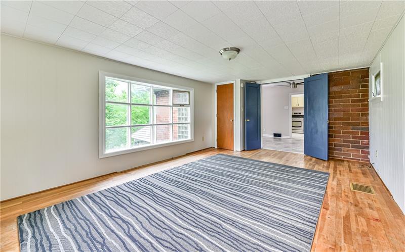 3896 Anderson Road Gibsonia, PA 15044 - Photo 9 of 25 Gallery Image 9