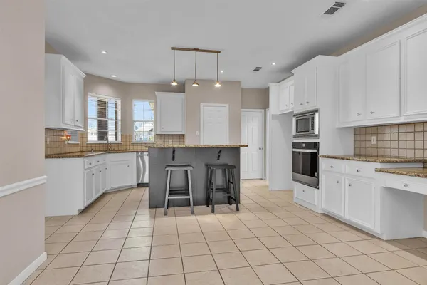 $385,000 | 12651 Capricornus, Willis, TX 77318