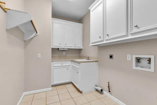 $385,000 | 12651 Capricornus, Willis, TX 77318