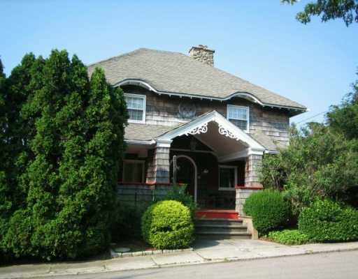 4 Neowam Avenue Westerly, RI 02891 - Photo 1 of 4 Exterior Front.