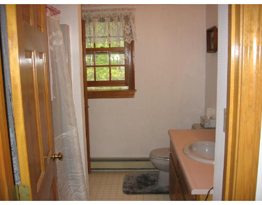 66 Borkum Road Spencer, MA 01562 - Photo 8 of 13 Gallery Image 8