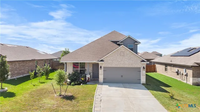 $380,000 | 406 Tapaderos Path, Killeen, TX 76542