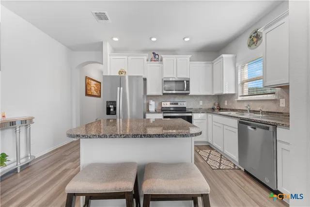 $380,000 | 406 Tapaderos Path, Killeen, TX 76542