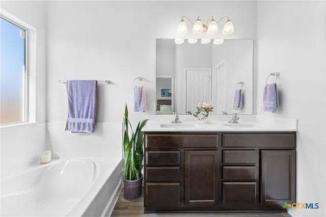 $380,000 | 406 Tapaderos Path, Killeen, TX 76542