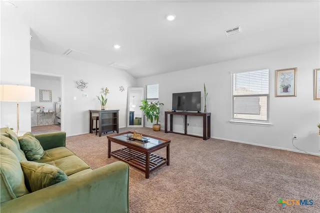 $380,000 | 406 Tapaderos Path, Killeen, TX 76542