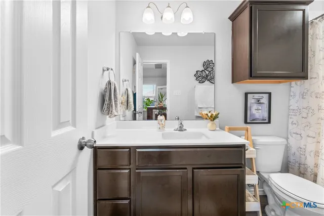 $380,000 | 406 Tapaderos Path, Killeen, TX 76542