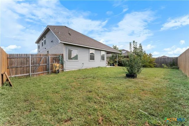 $380,000 | 406 Tapaderos Path, Killeen, TX 76542