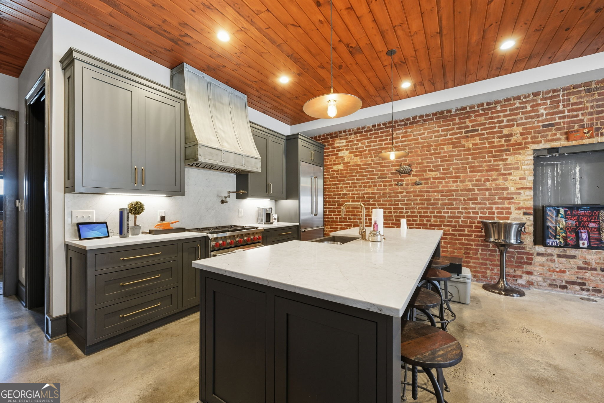 534 2nd Street Macon, GA 31201 - Photo 6 of 25 a kitchen with a sink cabinets and appliances