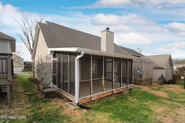 $399,900 | 1006 Middleton Place, Knoxville, TN 37923