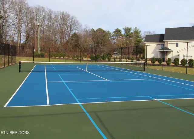 $399,900 | 1006 Middleton Place, Knoxville, TN 37923