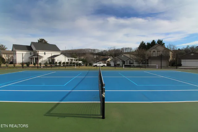 $399,900 | 1006 Middleton Place, Knoxville, TN 37923