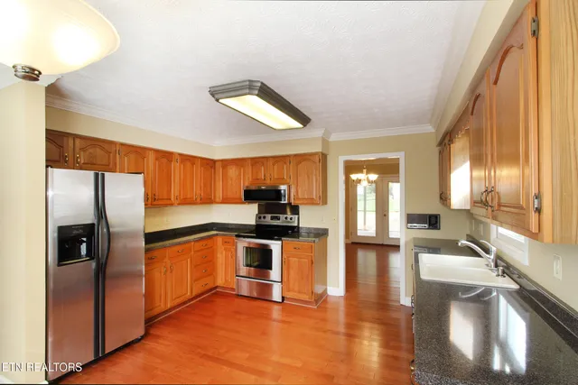 $399,900 | 1006 Middleton Place, Knoxville, TN 37923