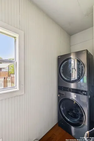 a view of washer and dryer in a utility room