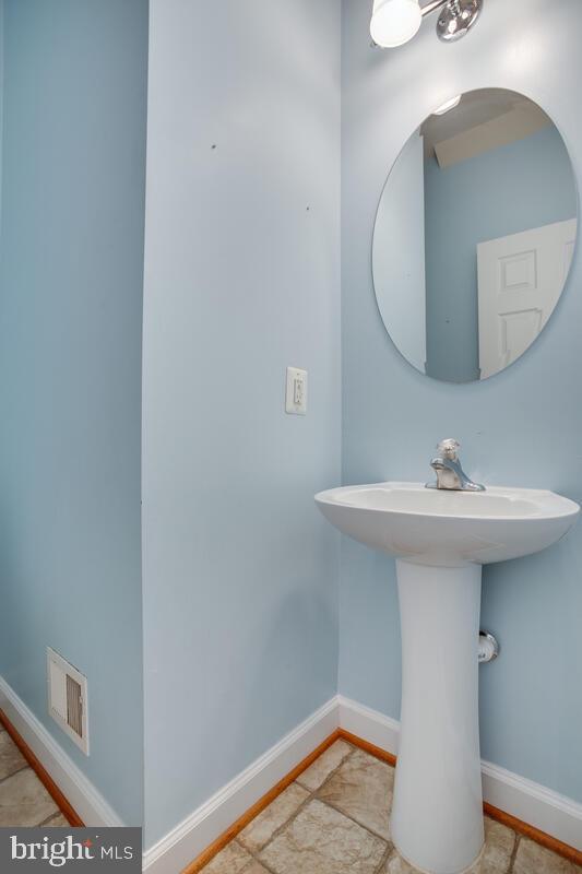 11487 Rawhide Road Lusby, MD 20657 - Photo 10 of 41