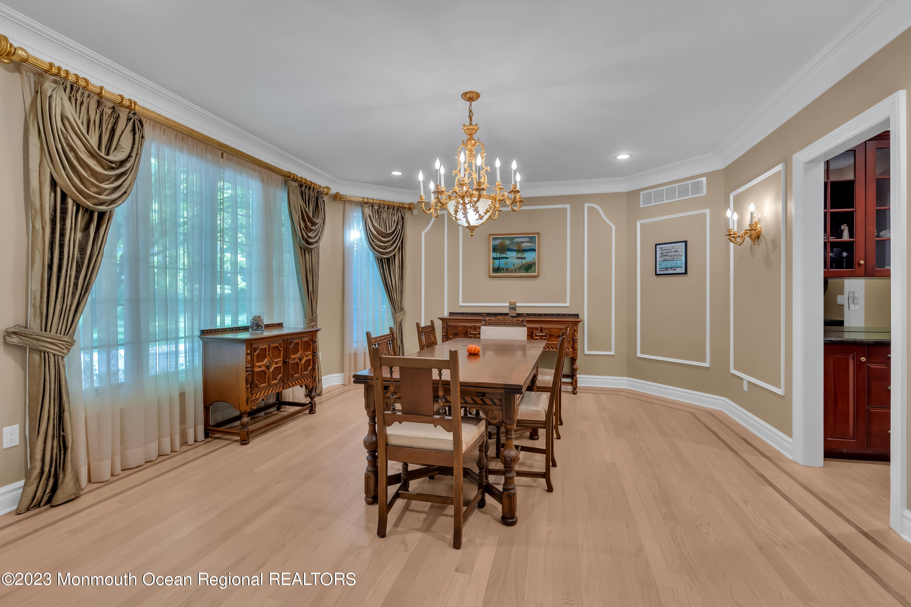 8 Round Hill Holmdel, NJ 07733 - Photo 15 of 107 022_dsc05578