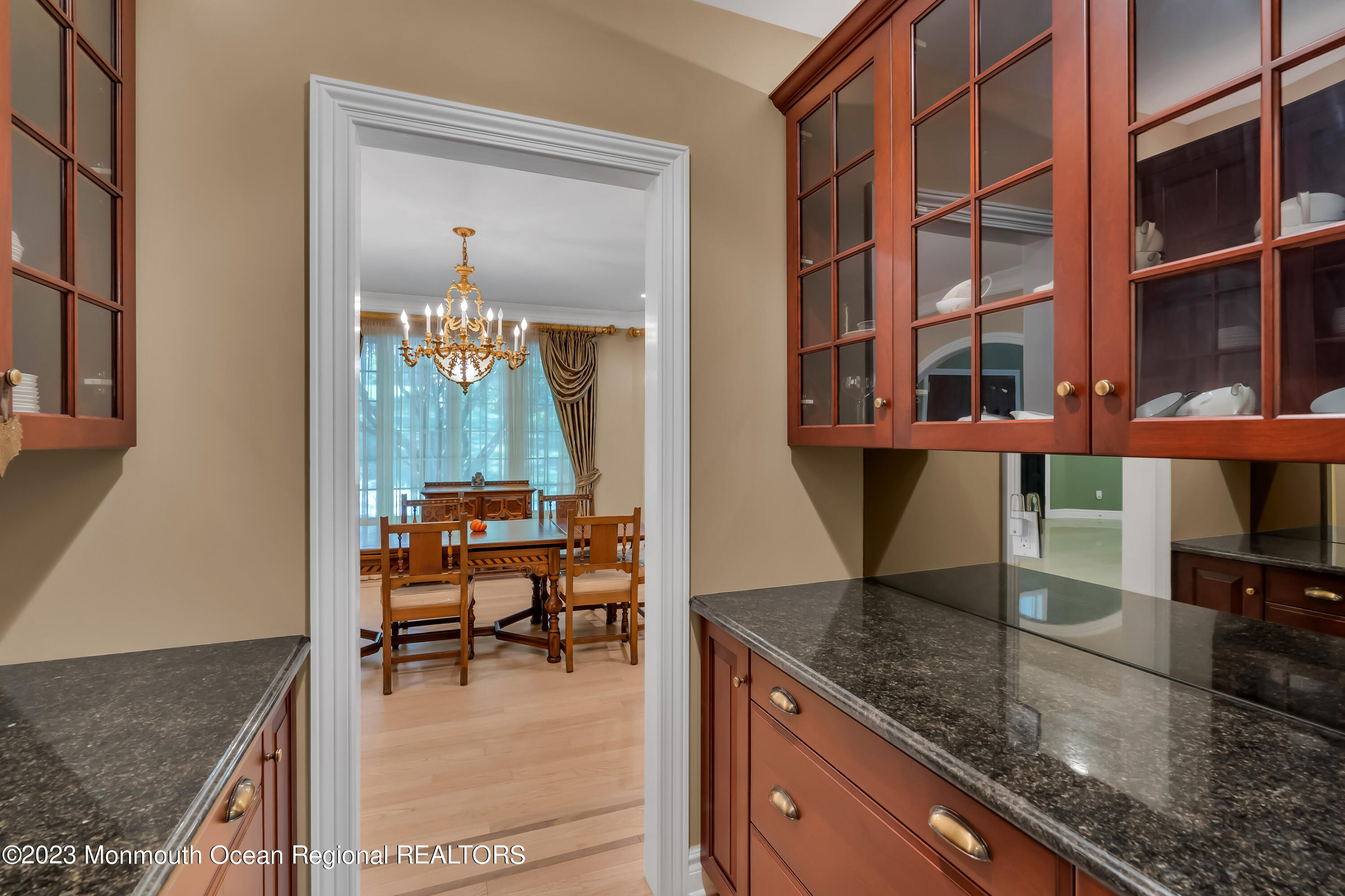 8 Round Hill Holmdel, NJ 07733 - Photo 19 of 107 026_dsc05598