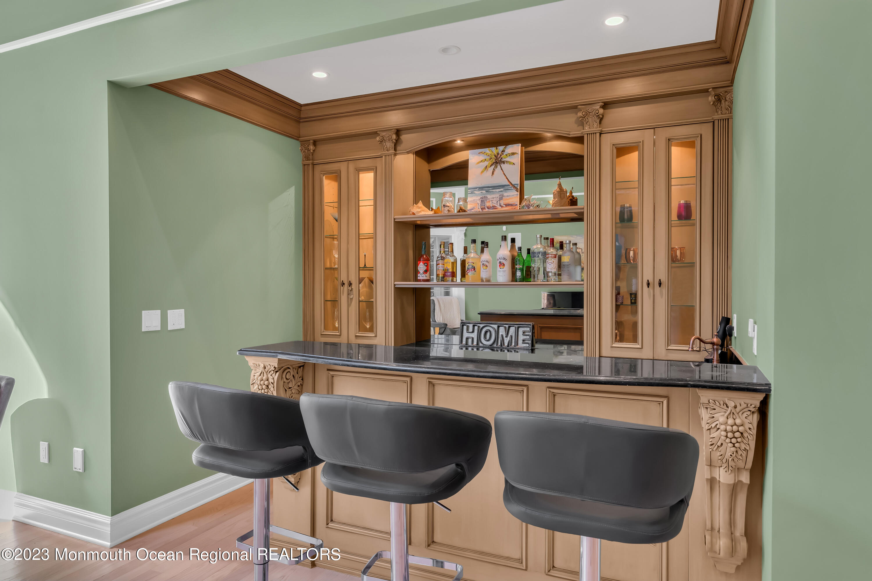 8 Round Hill Holmdel, NJ 07733 - Photo 37 of 107 050_dsc05688