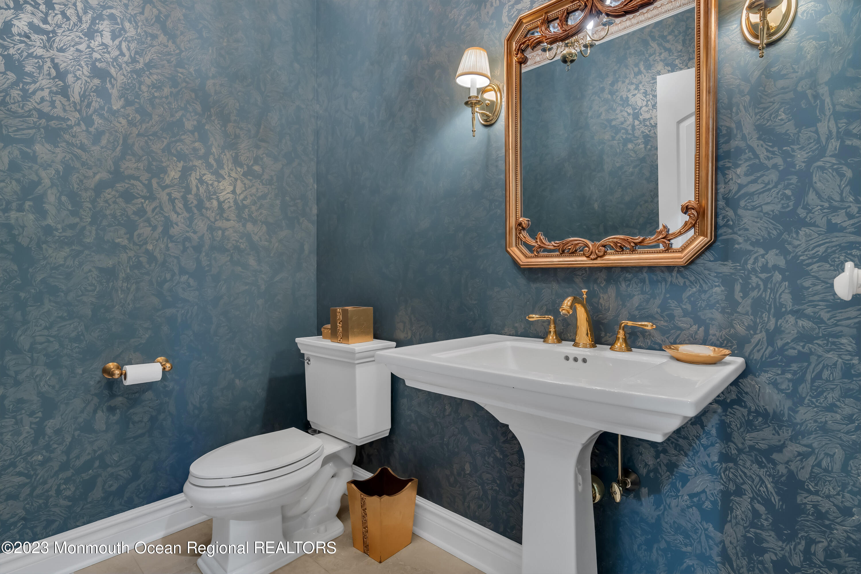 8 Round Hill Holmdel, NJ 07733 - Photo 38 of 107 051_dsc05693