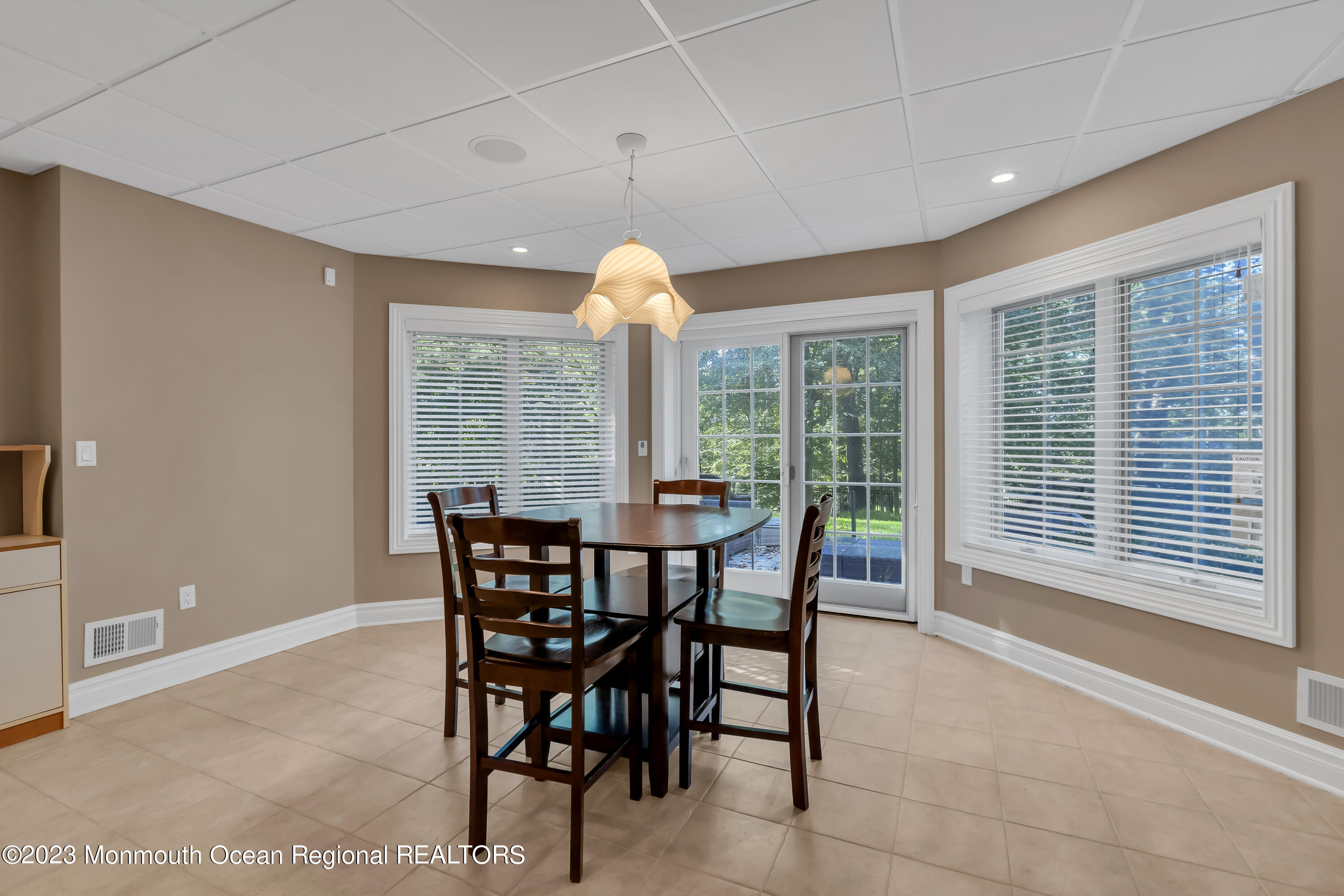 8 Round Hill Holmdel, NJ 07733 - Photo 68 of 107 084_dsc05844