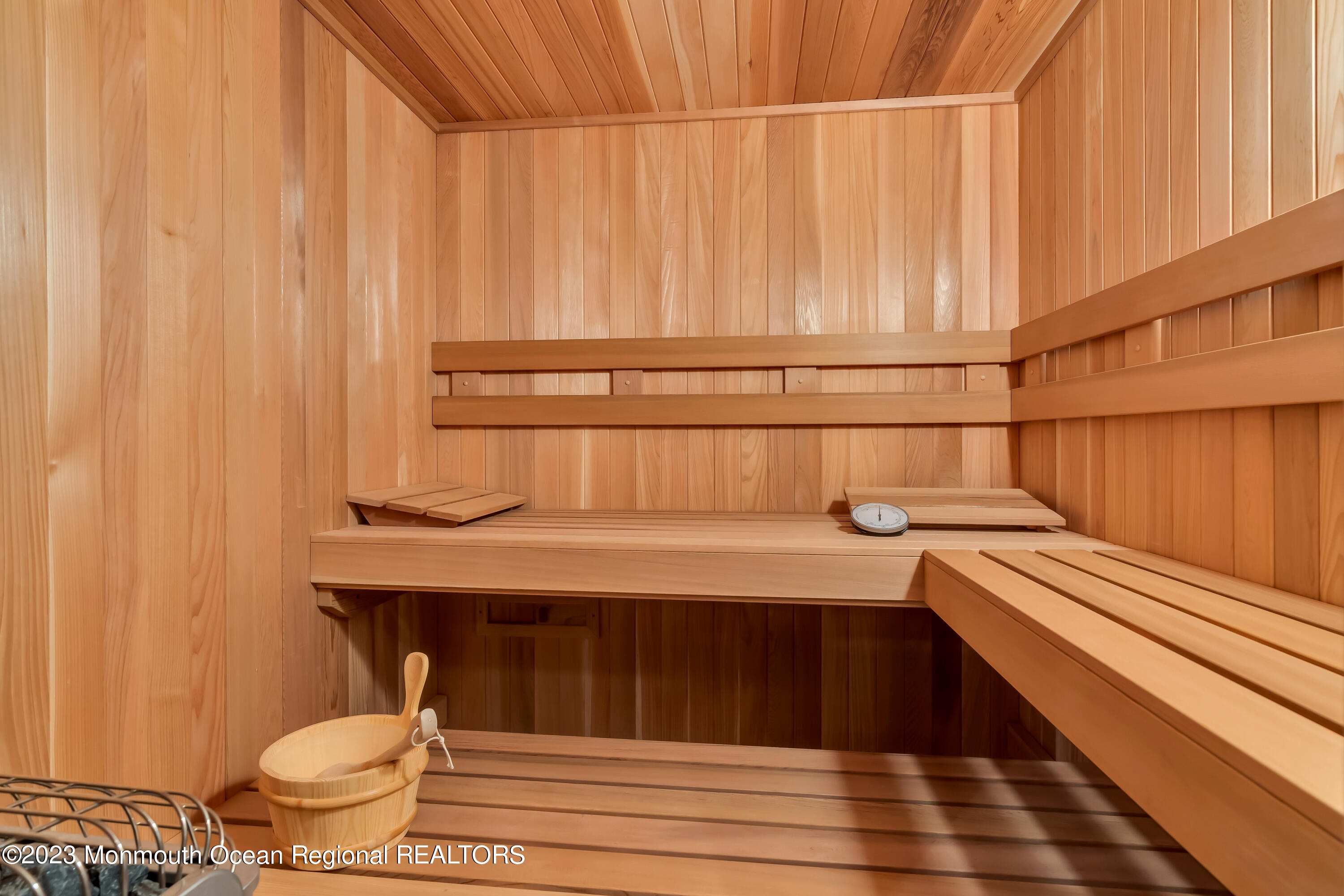 8 Round Hill Holmdel, NJ 07733 - Photo 76 of 107 092_dsc05884