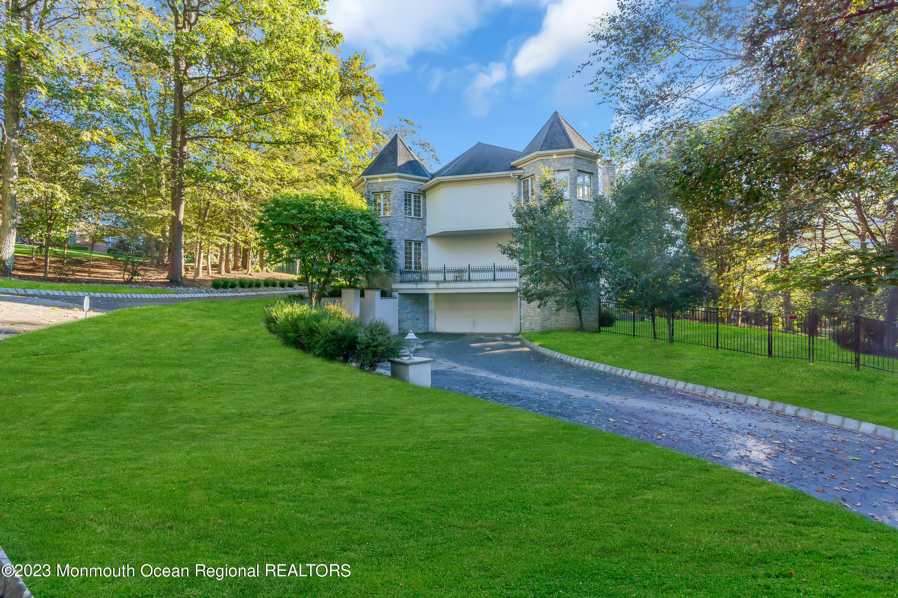 8 Round Hill Holmdel, NJ 07733 - Photo 80 of 107 096_dsc05929-1