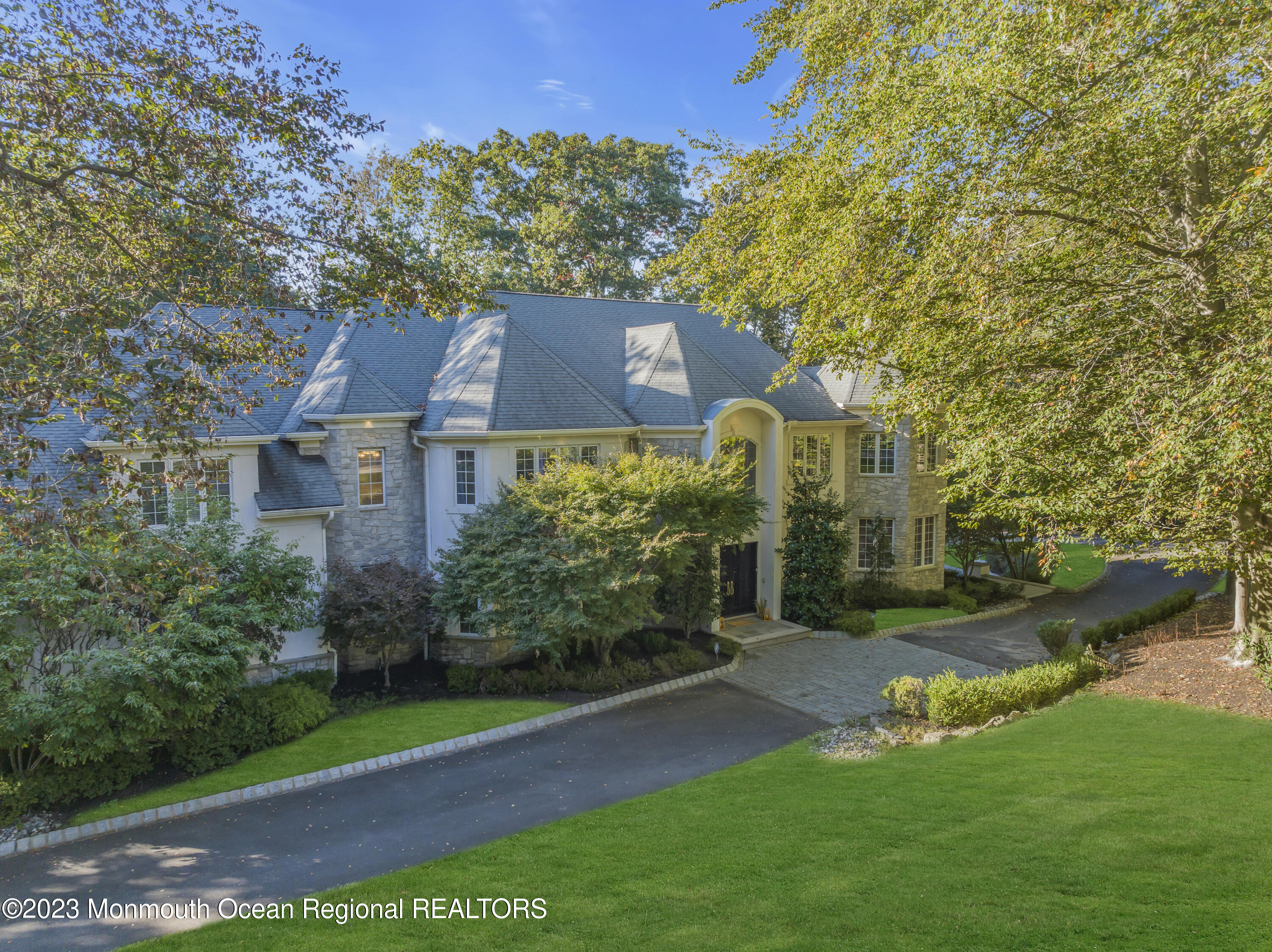 8 Round Hill Holmdel, NJ 07733 - Photo 86 of 107 102_dji_0880-1