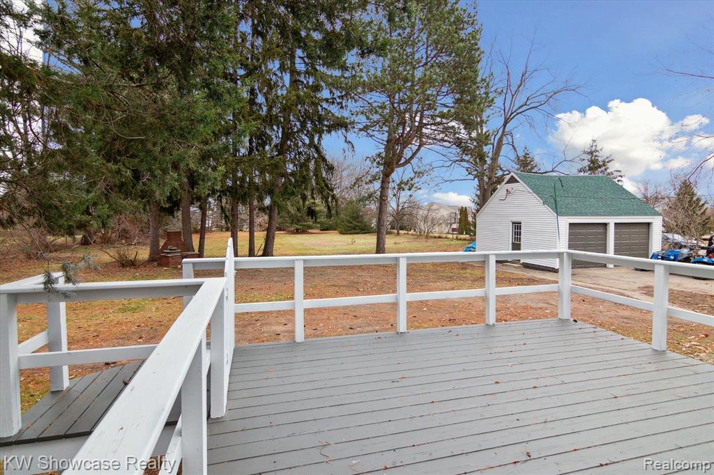 6284 Silver Lake Road Linden, MI 48451 - Photo 44 of 53
