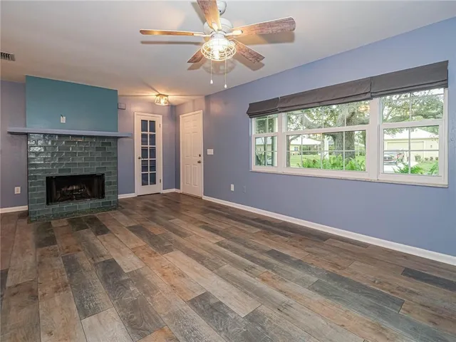 $2,100 | 426 Tulip Drive, Sebastian, FL 32958