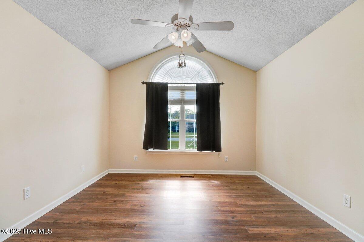 401 Kuwicki Road Pikeville, NC 27863 - Photo 13 of 26 401 Kuwicki Rd-24