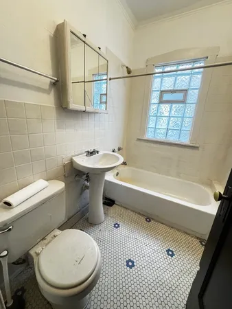 $1,200 | 8519 South Paulina Street, Unit 2, Chicago, IL 60620