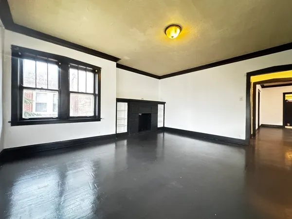$1,200 | 8519 South Paulina Street, Unit 2, Chicago, IL 60620